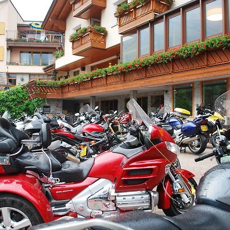 Alps Oriental Wellness Hotel Campodolcino Exterior foto